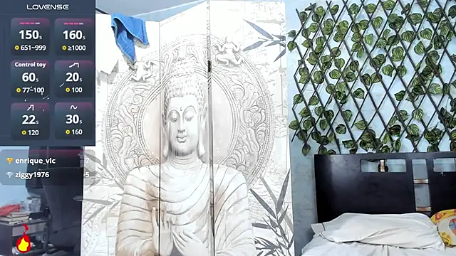 Chris_Santana live sex cam