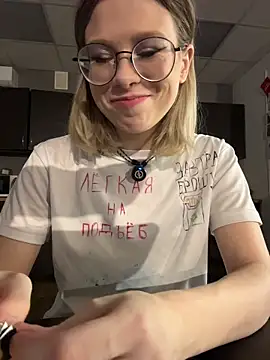 Ivy_Allen's cam snapshot