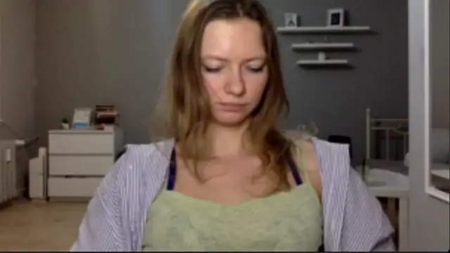 MillieShow's cam snapshot