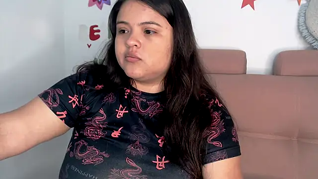 lizzie_c's cam snapshot