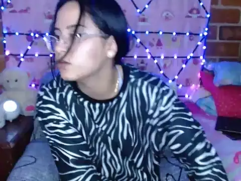 LunaVinxxen's cam snapshot