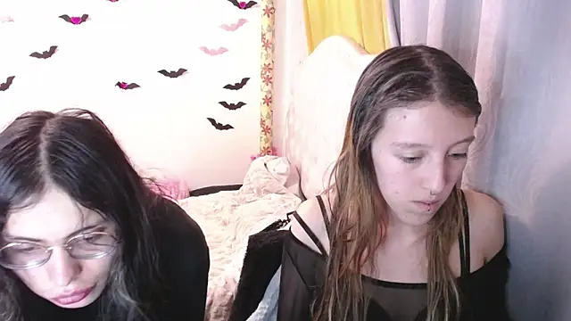 Briar_y_Blair live sex cam
