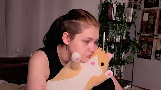 BevHanni's cam snapshot