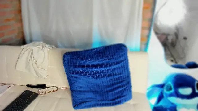 Doll_tv's cam snapshot