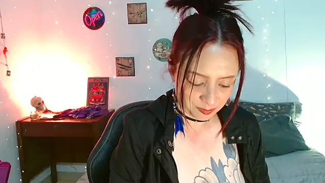 Catamilf77 live sex cam