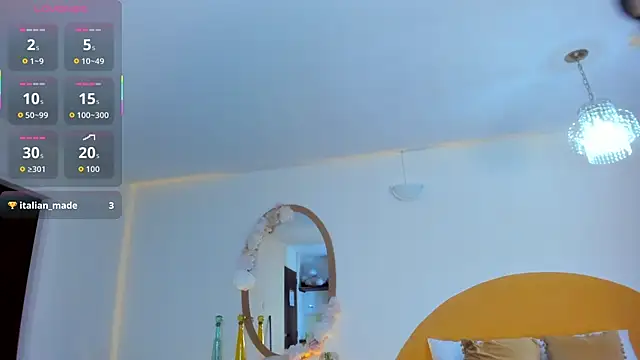 liaa_moretti_'s cam snapshot