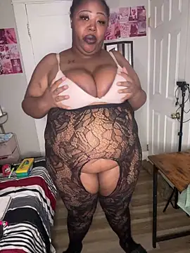 Chocolatebunnyxx96's cam snapshot