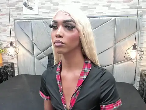 Fantasy_Trans_ live sex cam