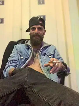 Albanian_Goat_WhiteHammer live sex cam