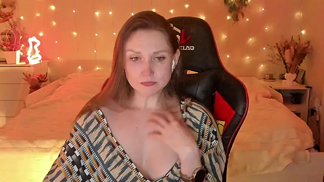 desperatehousewife__'s cam snapshot