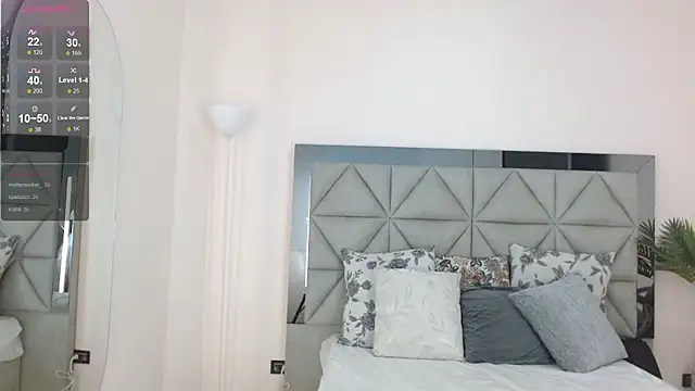 miaarodriguez1_'s cam snapshot