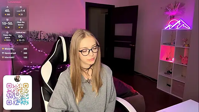 EvaPeace's cam snapshot