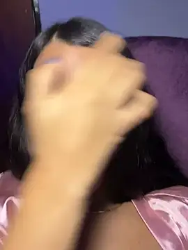 -Naomyy-'s cam snapshot