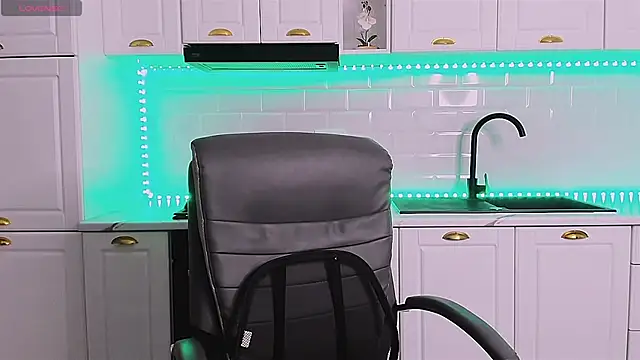 RheaLynn's cam snapshot