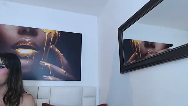 NicoletBlossom live sex cam