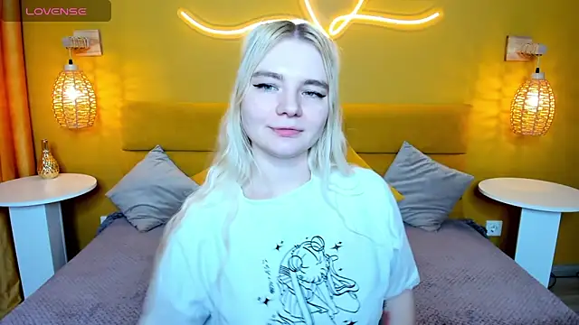 RuthBryant's cam snapshot