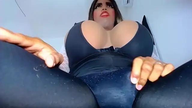 valentinabigcock23 live sex cam