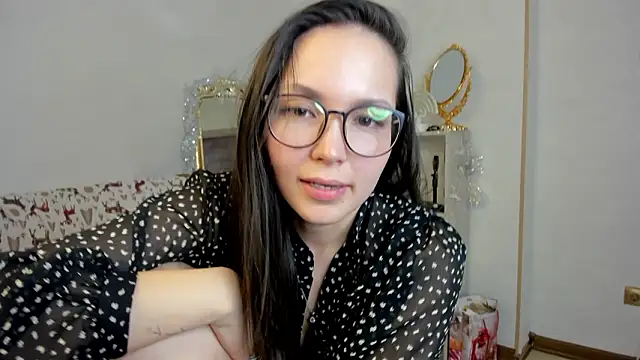 elina_syui's cam snapshot