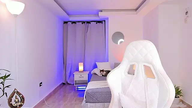 carleee_winter's cam snapshot