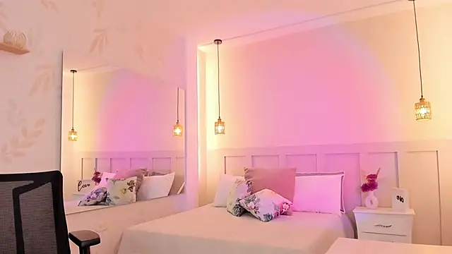 MartinaGuzmann live sex cam