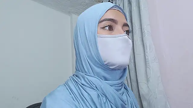 jade_nassar's cam snapshot