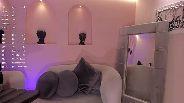 LizzHamilton__'s cam snapshot