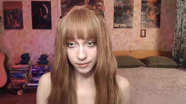 Friendly_Ellie live sex cam