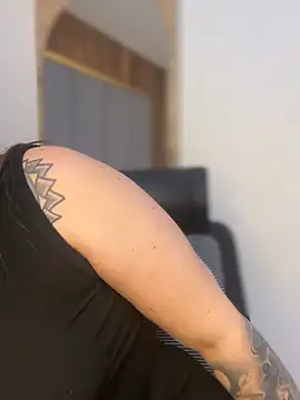 ValerieHilton's cam snapshot