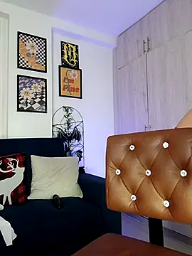 mishelkrave_'s cam snapshot