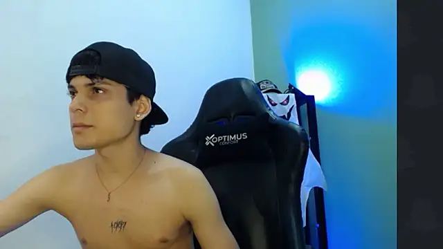 dilan_hott_ live sex cam