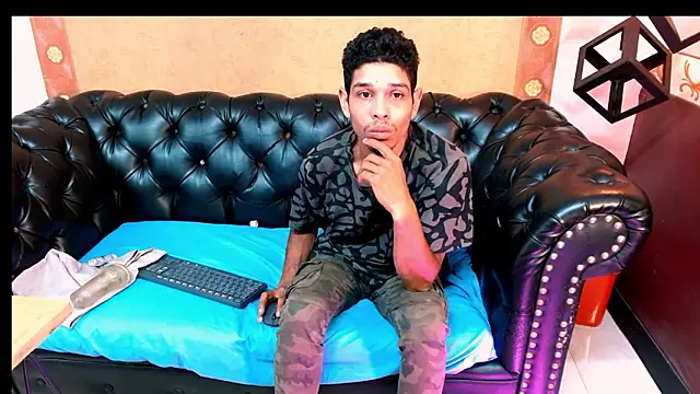 Jeik_Lorens's cam snapshot