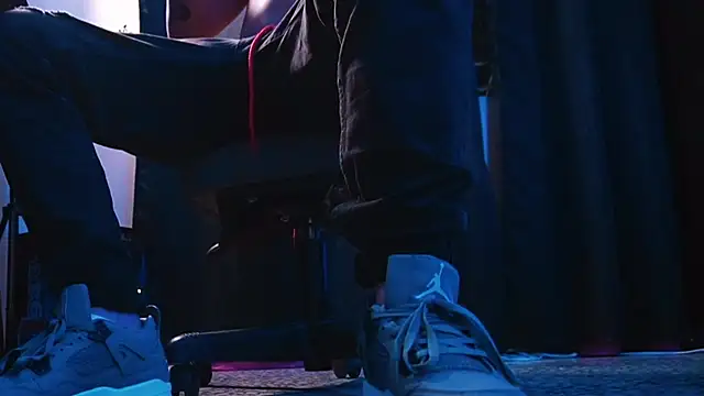 AlphaMasterXxx's cam snapshot