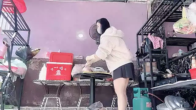 LinhChi_9x live sex cam