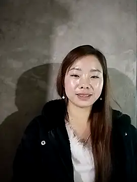 milo123-xx live sex cam