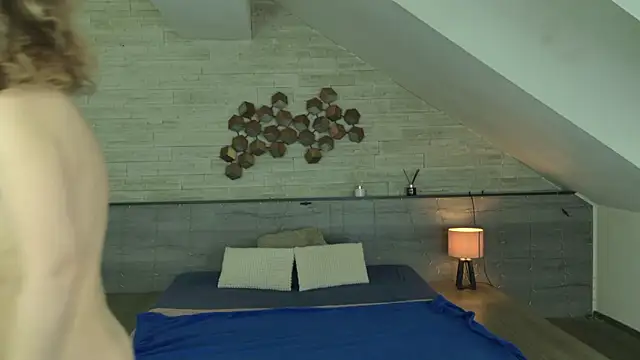 foxxy_milf live sex cam