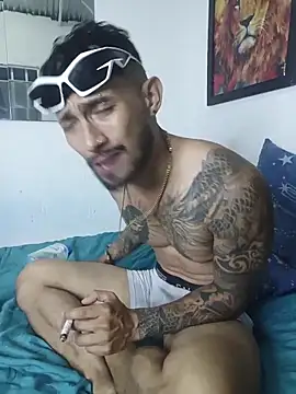 Kingbigcock23cm live sex cam