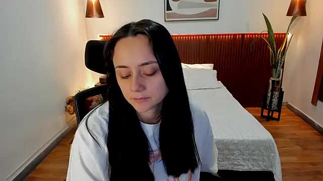 KatherineBond's cam snapshot