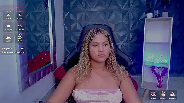 Cristal_War's cam snapshot