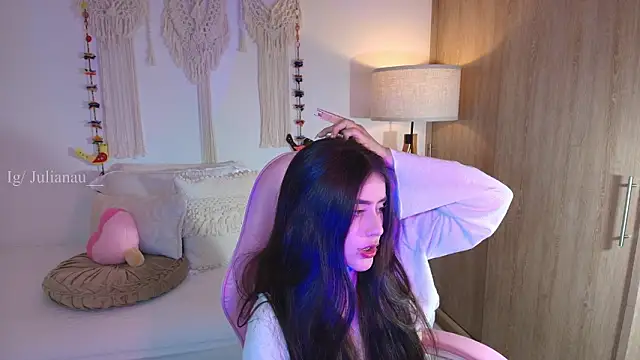 iriswest_'s cam snapshot