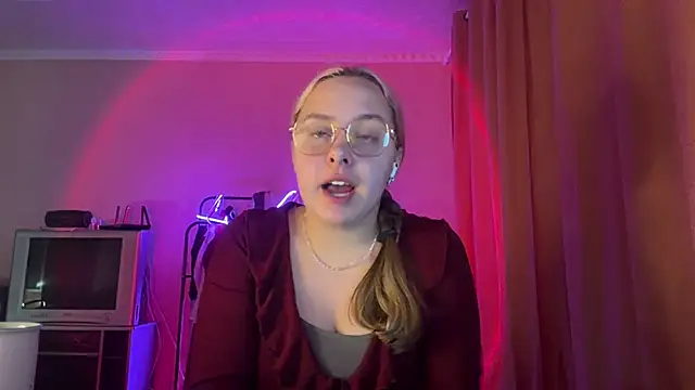 ZoraDearmon's cam snapshot