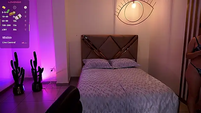 AliceHarper_'s cam snapshot