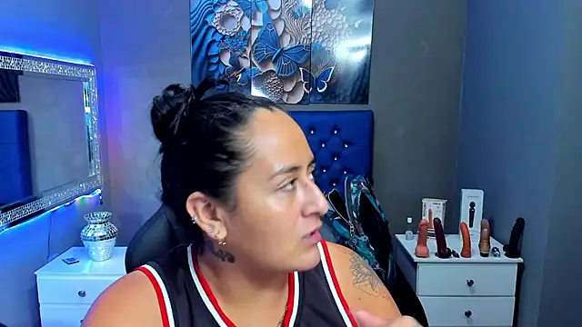 NikolPervertUnlimit's cam snapshot