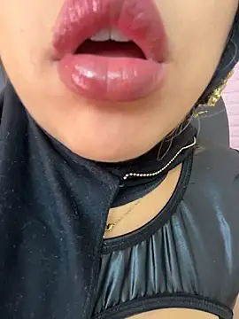 zahra_Jalid's cam snapshot