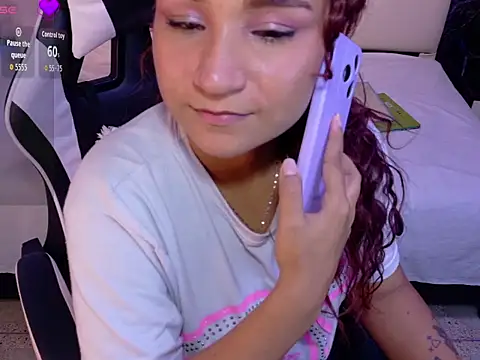 salome_rojas_'s cam snapshot