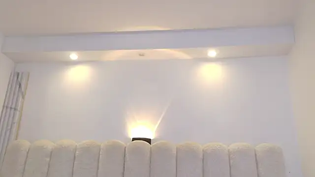 Juliabadlee's cam snapshot