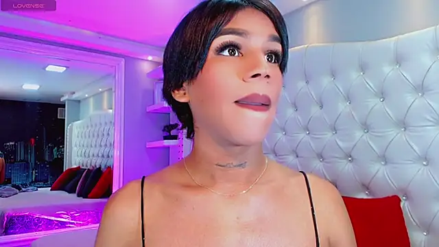 danielaCosmica_54 live sex cam