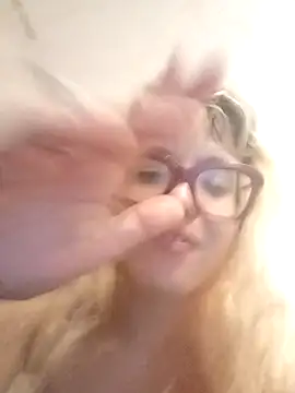 BlondieTami's cam snapshot