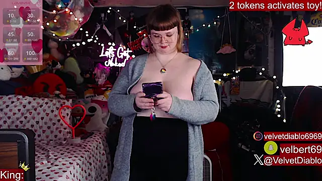 VelvetDiablo live sex cam