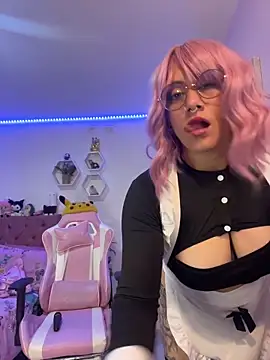 Luna_Paris_ live sex cam