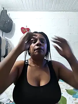 Zeyllyjhonson's cam snapshot